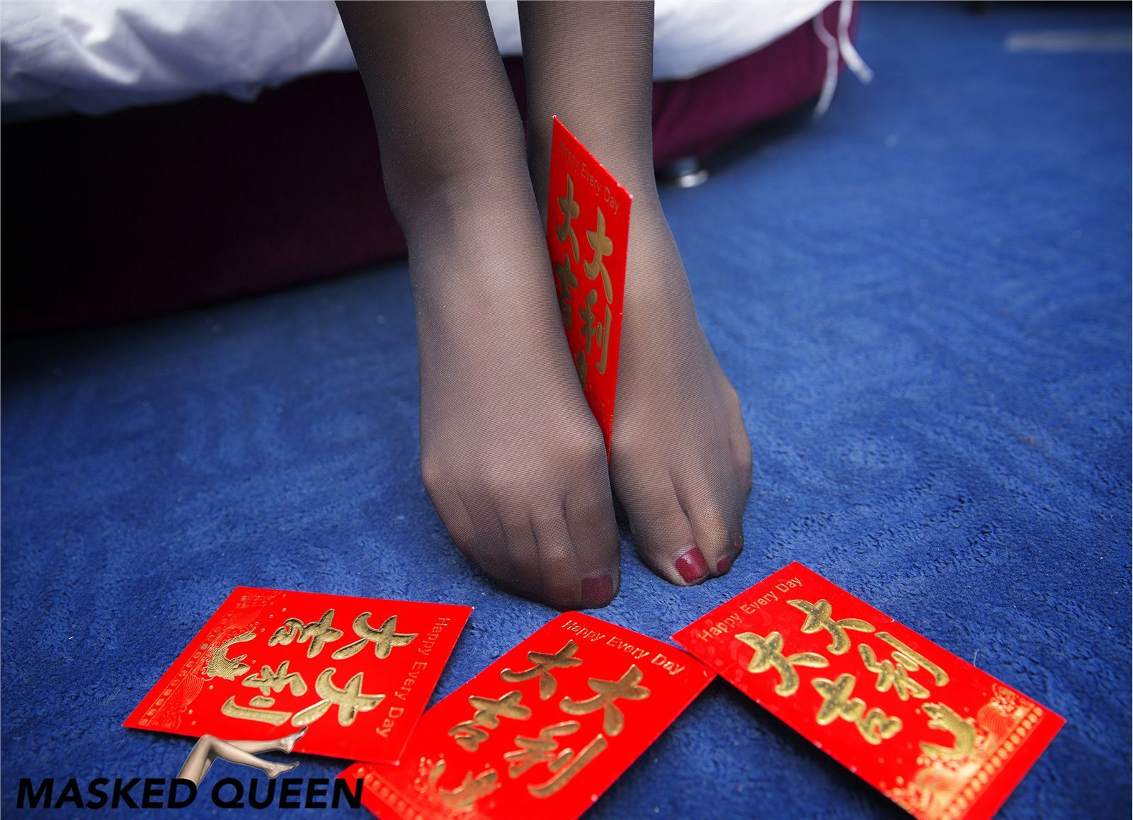 [MASKED QUEEN] 假面女皇 大尺度无内丝袜 NO.006 春节特辑 - 旗袍黑丝诱惑